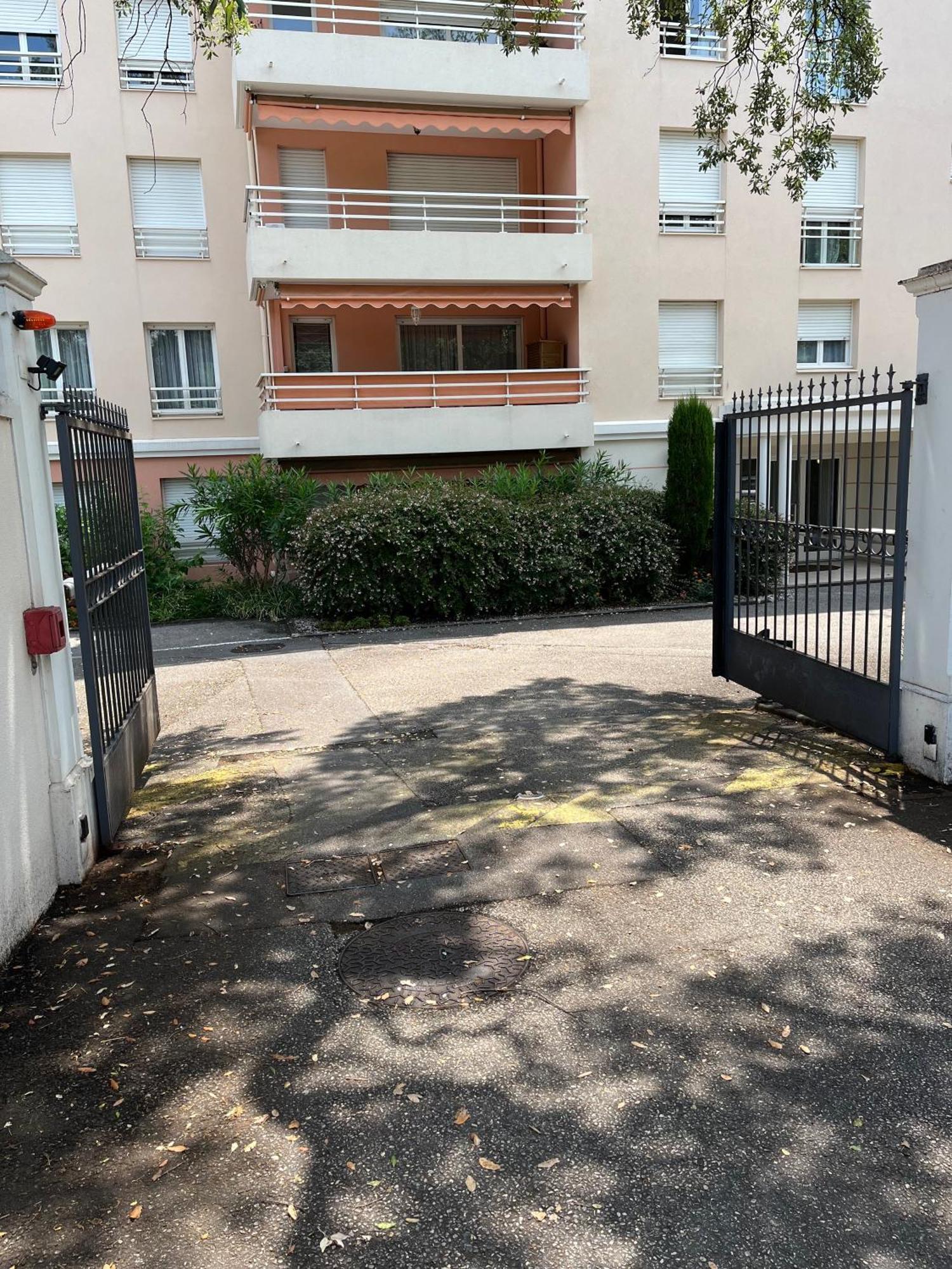 Appartement 84M² Avec 2 Parkings Privatifs Villeneuve-Loubet Bagian luar foto